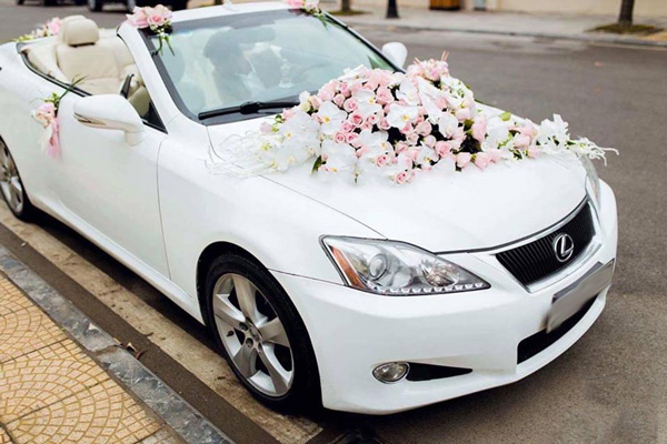Top 5 loại xe cưới được thuê nhiều nhất tại Đà Nẵng hiện nay