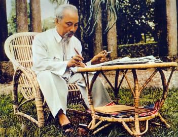 Bình giảng bài thơ Bác Ơi của Tố Hữu