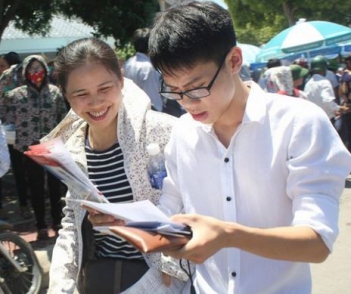 Bài văn tả lại niềm vui của mẹ khi con được điểm 9