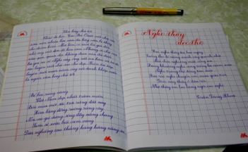 Bài văn miêu tả quyển vở học sinh rất hay và ý nghĩa