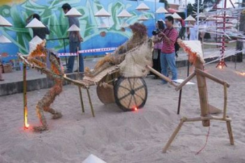 Cảm nghĩ của em về nổi đau nhân dân trong bài Thuế Máu