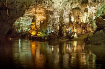 Thuyết minh về Động Phong Nha theo phong cách hướng dẫn viên du lịch