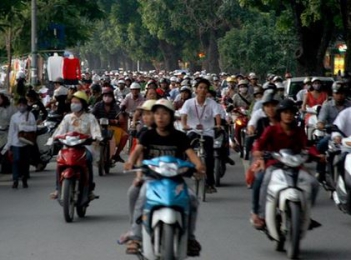 Hãy tả cảnh đường phố nơi em ở vào giờ tan tầm