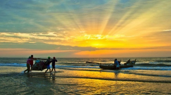 Bài văn hay miêu tả cảnh bình minh trên biển