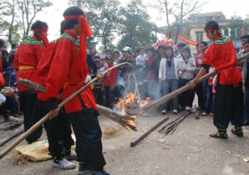 Bài văn hay giới thiệu về hội thi thổi cơm ở làng tích sơn